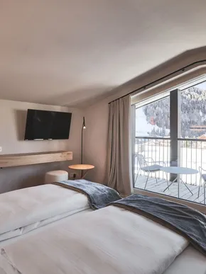 Ama stay flipflopcollective 144