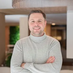 Markus AMA Stay copia